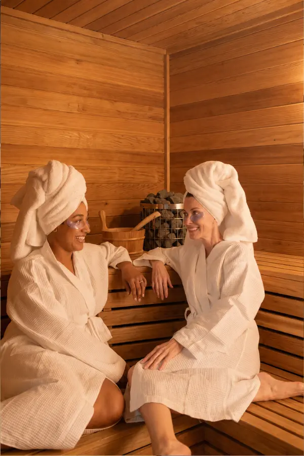 Sauna_Benefits_For_Women_600x900