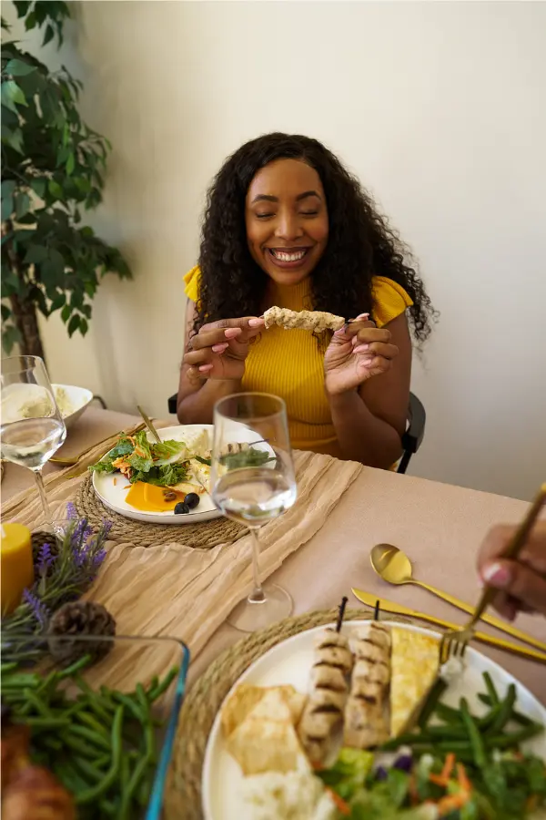 How_Much_Protein_Should_A_Woman_Eat_In_A_Day_600x900
